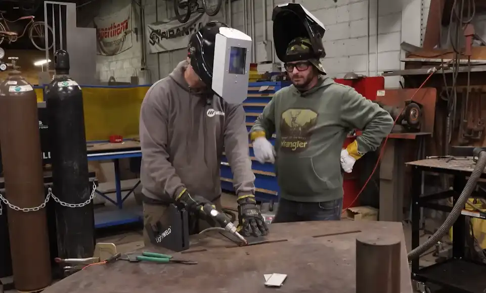 Thick Plate Handheld Laser Welding