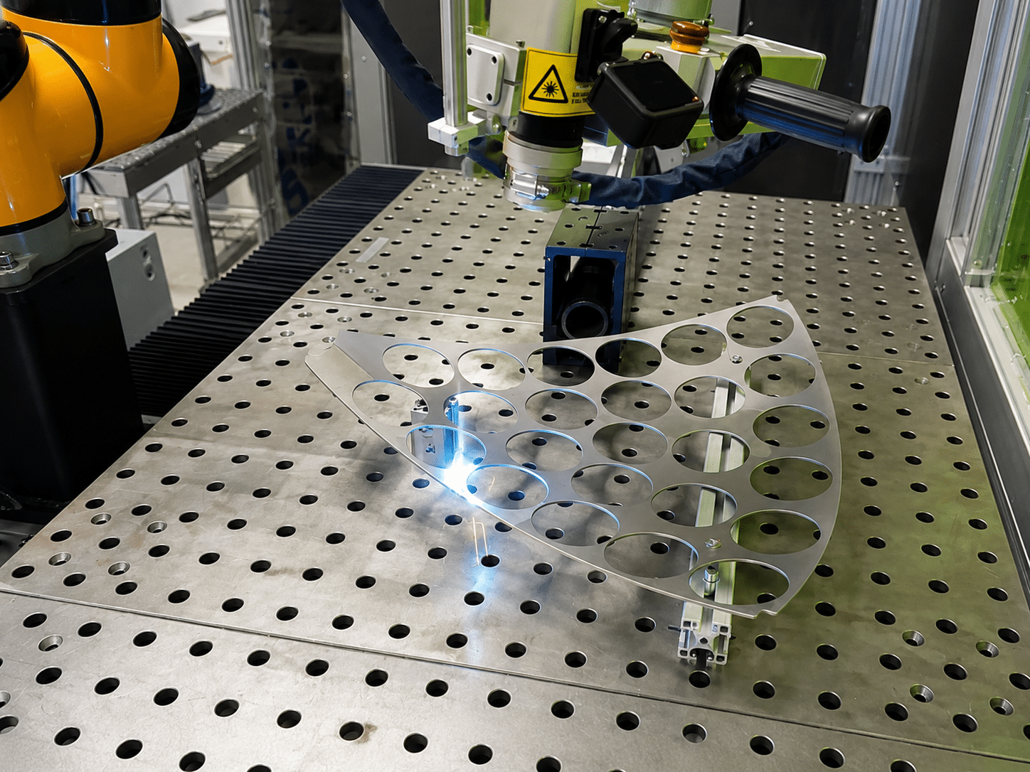 Oceanplayer robotic laser cleaning system factory integration support