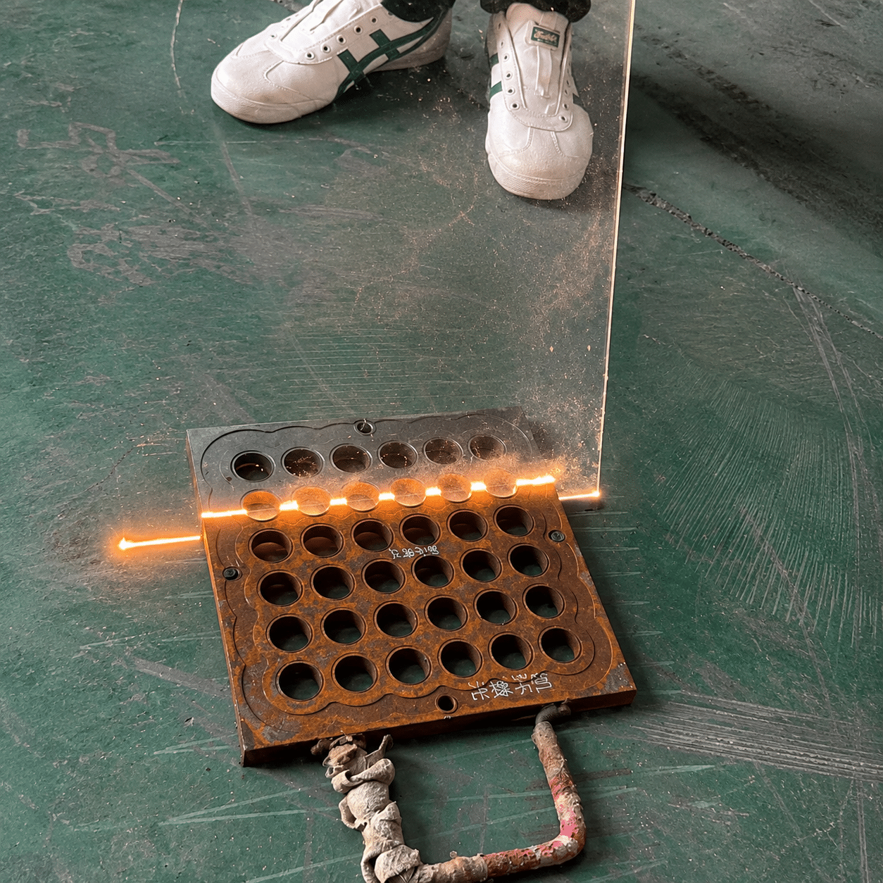 1000W 1500W 2000W 3000W CW laser cleaning application for steel structure ship and heavy rust removal