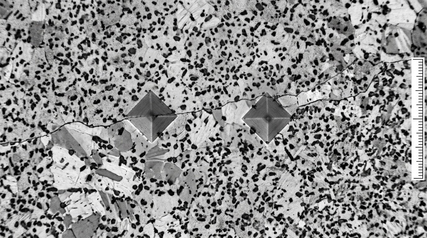 440C martensitic stainless steel microstructure showing carbide distribution for edge retention
